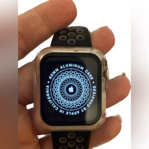 Apple Watch + docking stand